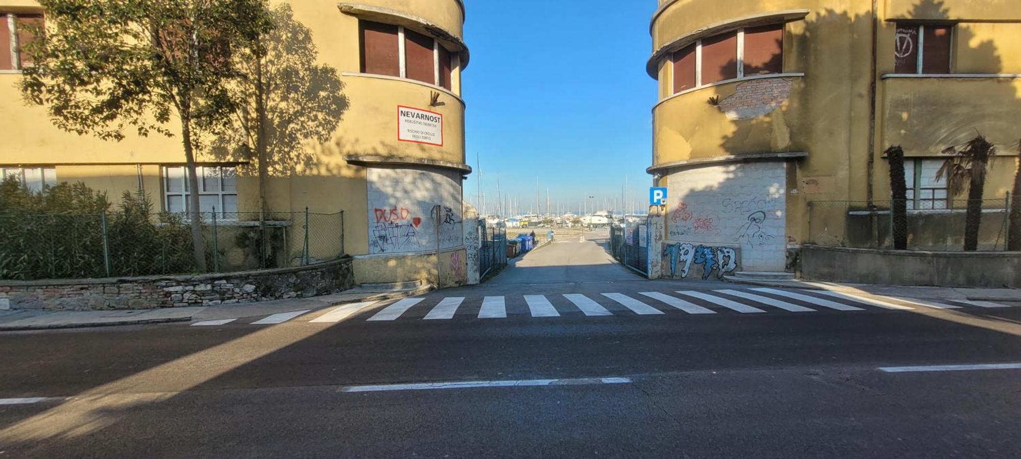Apartmaji Soncek Izola Exterior photo
